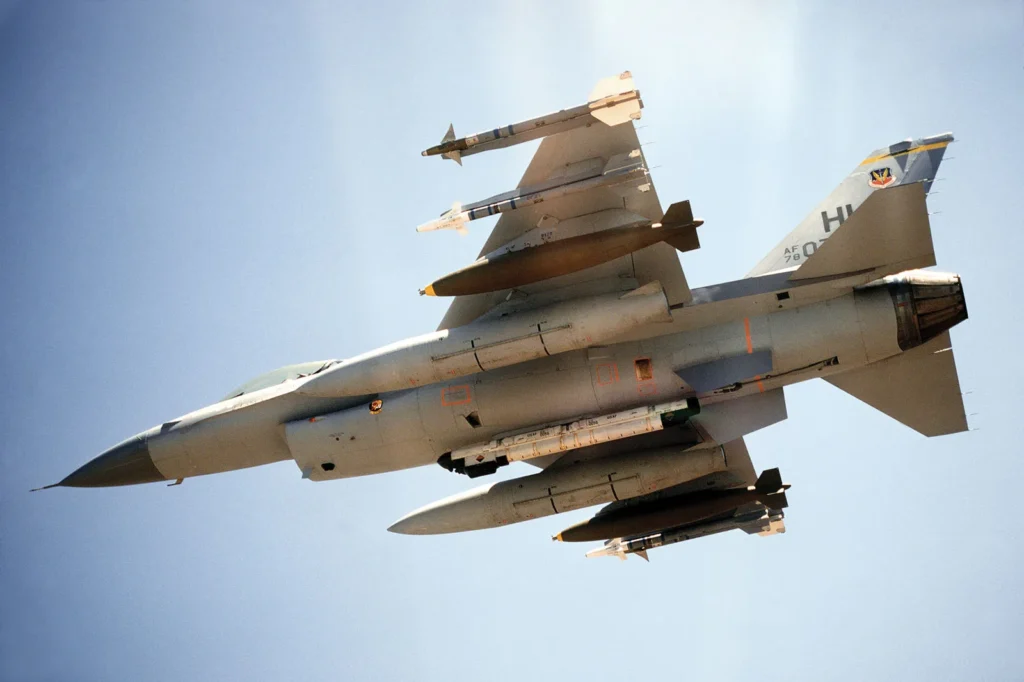 F-16 Falcon